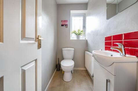 4 Acorn Way, Silverstone