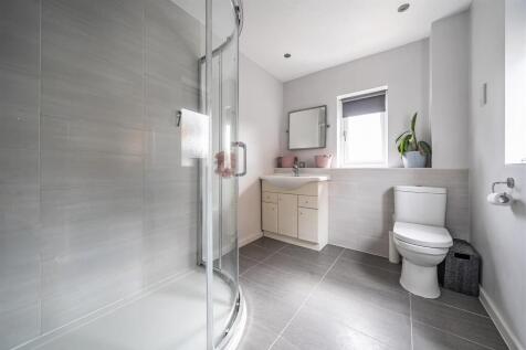 4 Acorn Way, Silverstone