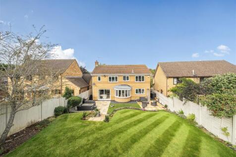 4 Acorn Way, Silverstone