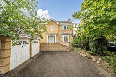 4 Acorn Way, Silverstone