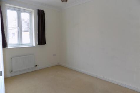 91 Alchester Court - Bed 2.JPG