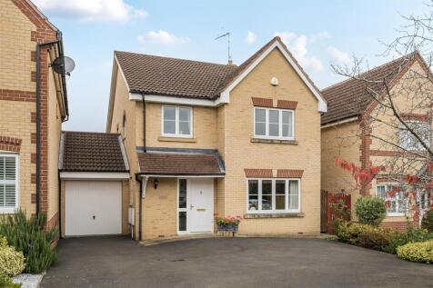 15, Herbert Gardens, Towcester (21).jpg