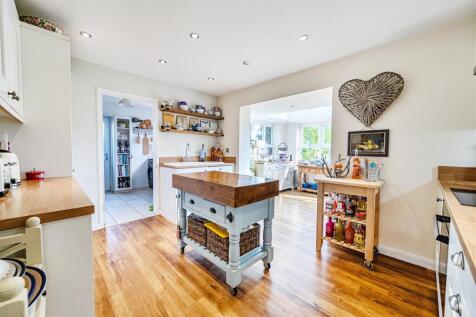 60a Careys Road, Pury End (17).jpg