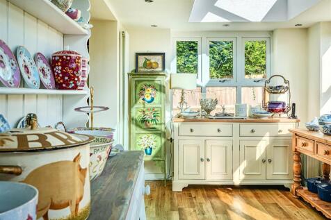 60a Careys Road, Pury End (18).jpg