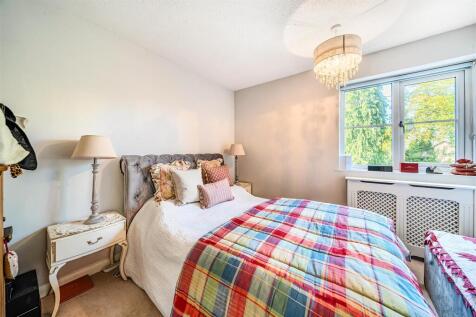 60a Careys Road, Pury End (1).jpg