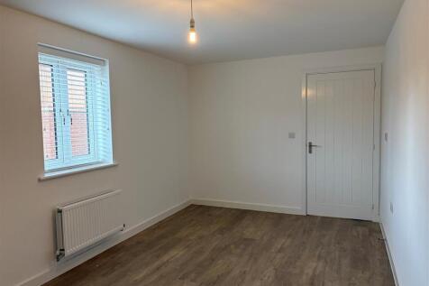 Flat 25 Long Morris - Bed 1 (1).jpg