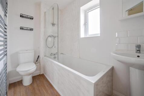 69a Johnson Avenue, Brackley (21).jpg