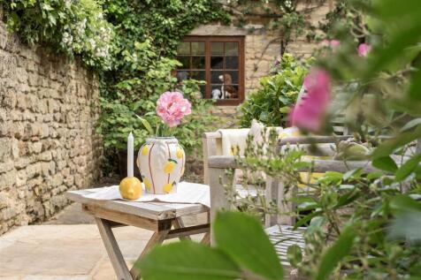 Cliff Hill Farm, 4 Northampton Road, Blisworth (5)