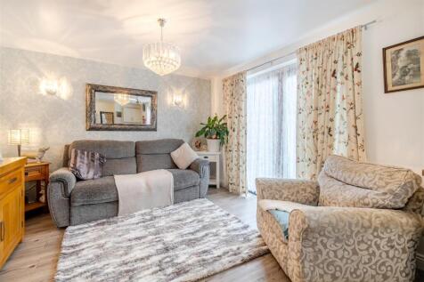 38 Stratford Road, Roade (15).jpg