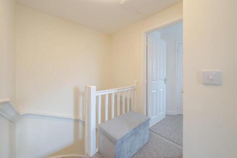 7 Catterick Way, Towcester (20).jpg