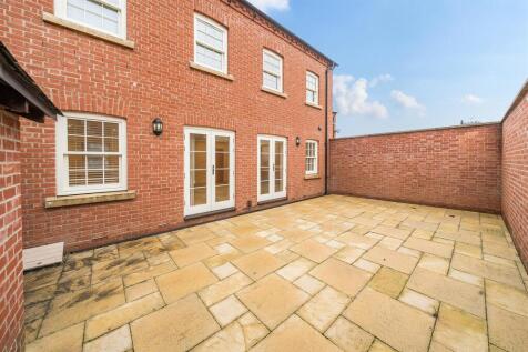 Archway House, 31 Moat Lane, Towcester (15).jpg