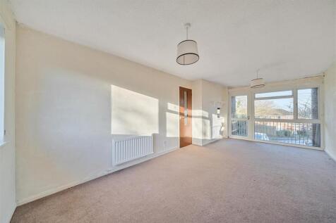 4 Baden Powell Cresent, Towcester (3).jpg