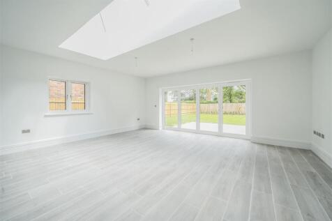 15 Furl Close, Maids Moreton