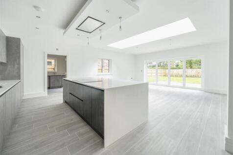 15 Furl Close, Maids Moreton