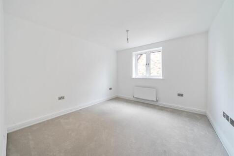 15 Furl Close, Maids Moreton