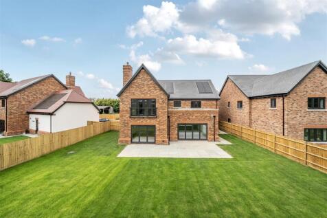 15 Furl Close, Maids Moreton