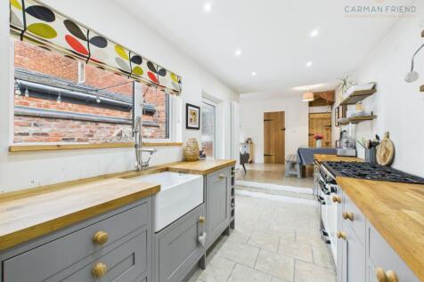 Kitchen/Dining/Living Room
