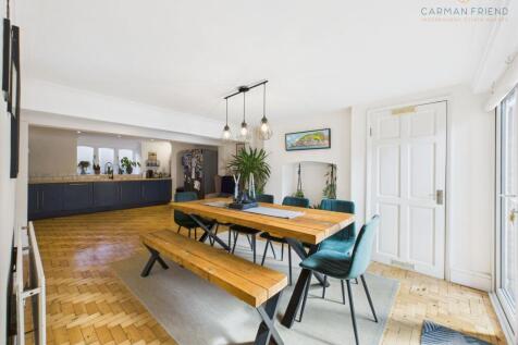 Kitchen/Dining/Living Room