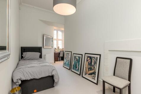 Double Bedroom 2