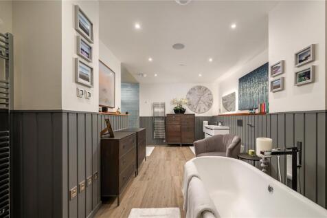 Primary Ensuite
