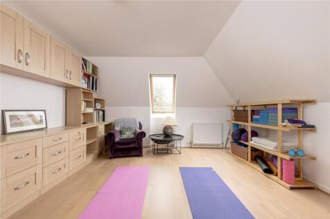 Double Bed / Gym