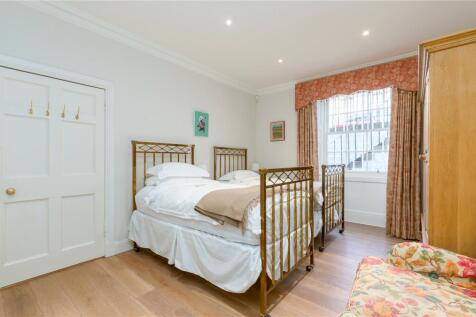 Double Bed - Flat