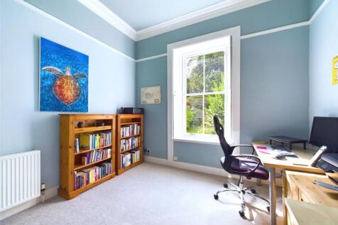 Bedroom 4/Office