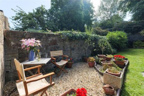 South Facing Garden