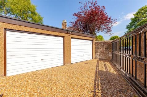 Garage/Parking