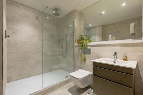 En Suite Bedroom 2