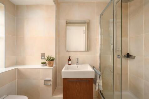 Primary En-Suite