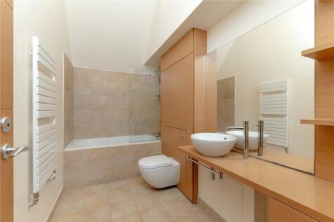 Famiy Bathroom