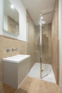 Shower Room/Wc