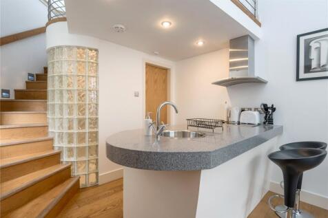 Studio Kitchen