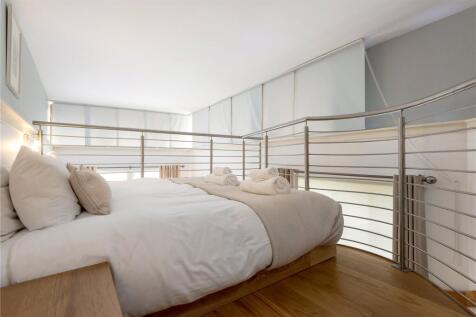 Studio Bedroom