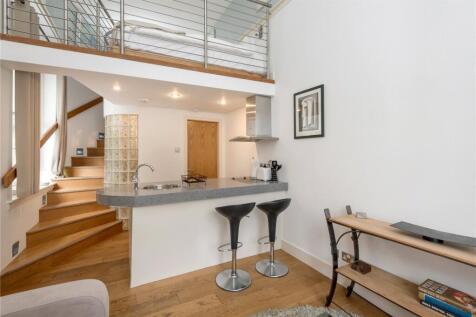 Living/Kitchen