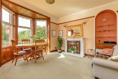 Dining/Sitting Room