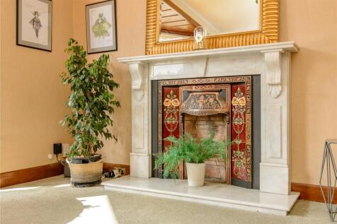Dining/Sitting Room