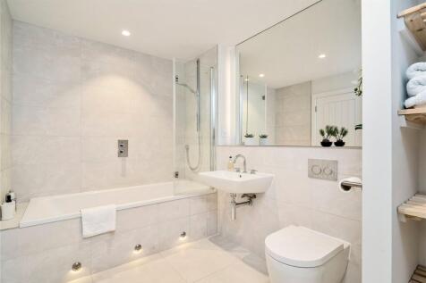 En Suite Bathroom
