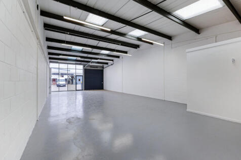 97282_Unit-A2-The-Connaught-Business-Centre-22-Willow (11)_low