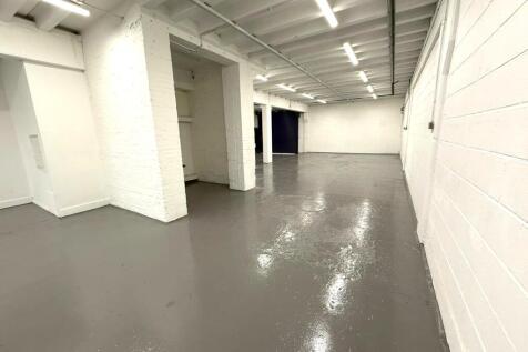 WhatsApp Image 2024-11-12 at 13.52.08_09940331