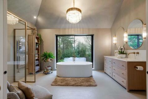 Master En-suite