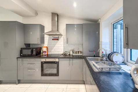 Communal Kitchen/Diner