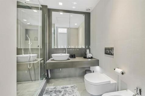 Family Shower Room