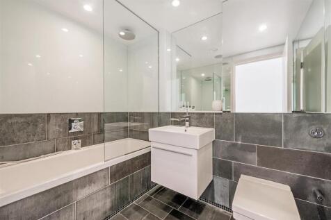 Bathroom.jpg