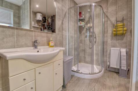 Shower room.jpg