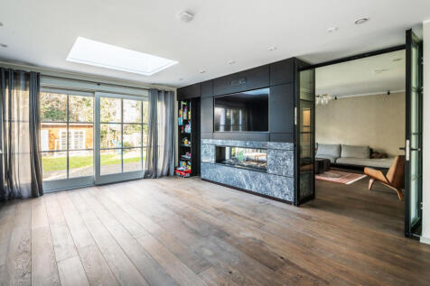 House. Partnership