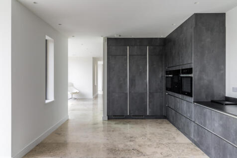 House. Partnership