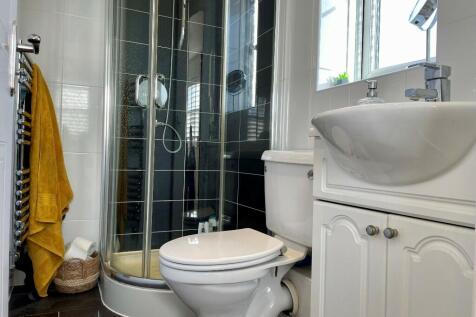 Ensuite Shower