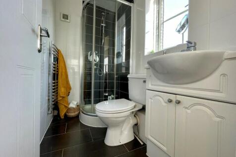 Ensuite Shower